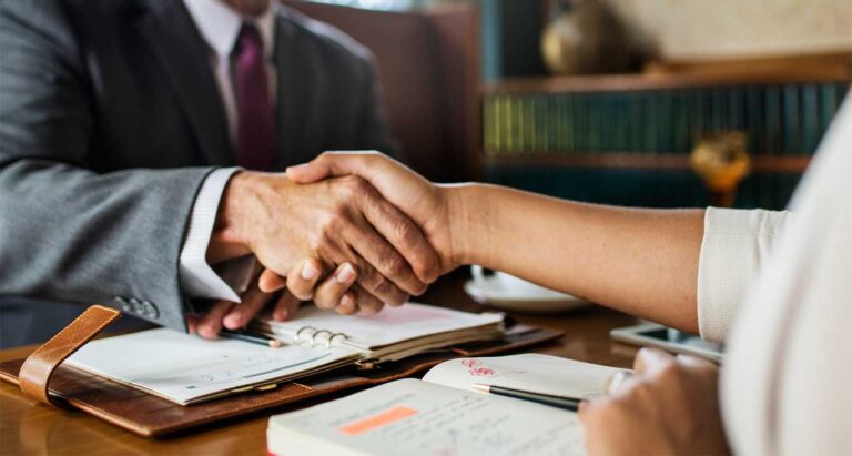 The Importance of Hiring a Real Estate Lawyer in Ontario